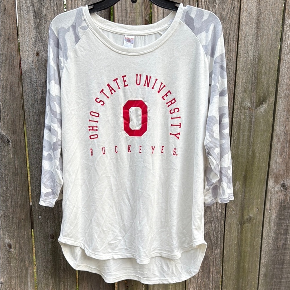 White and Red 3/4 Sleeve Graphic T-Shirt